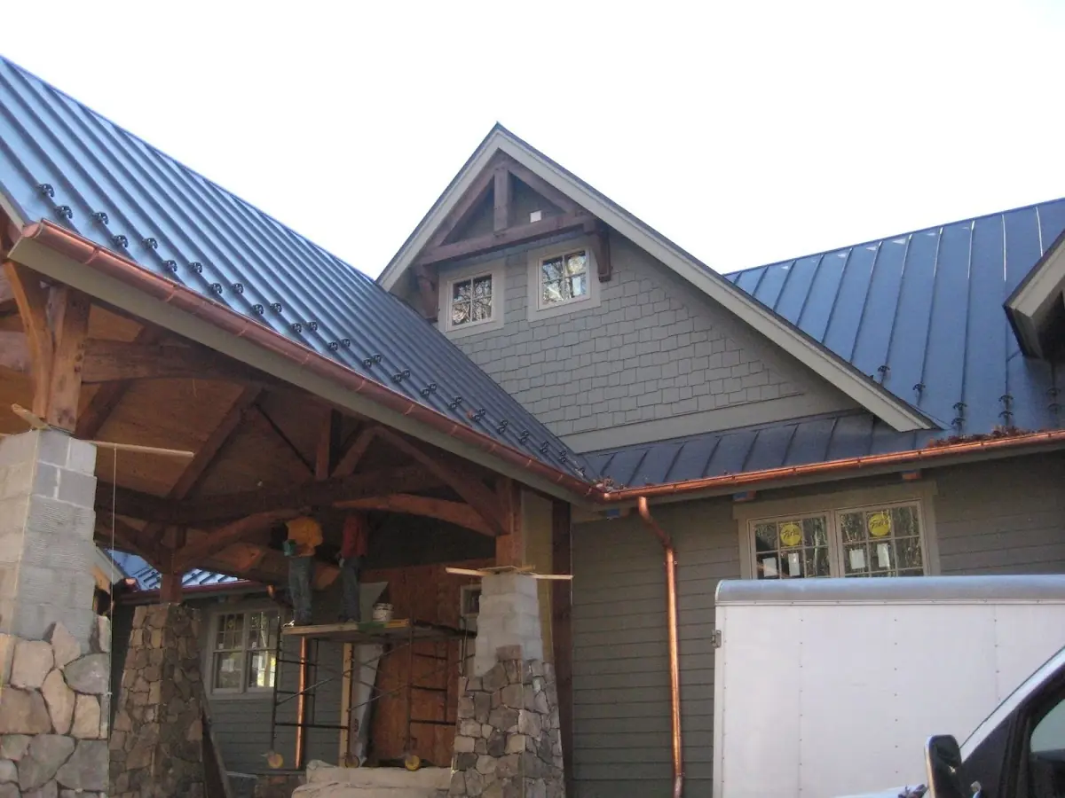 Craftsman Roofing team delivering quality roofing work in Southridge